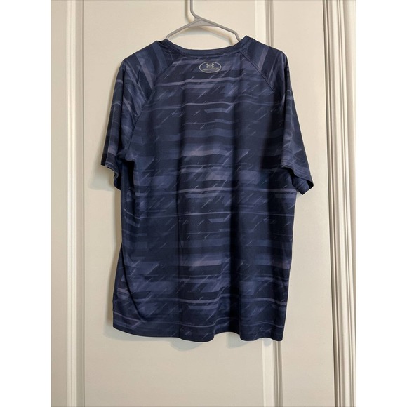 Under Armor Loose Heat Gear Navy Blue Crewneck Men's Size XL 100% Polyester - Picture 5 of 8